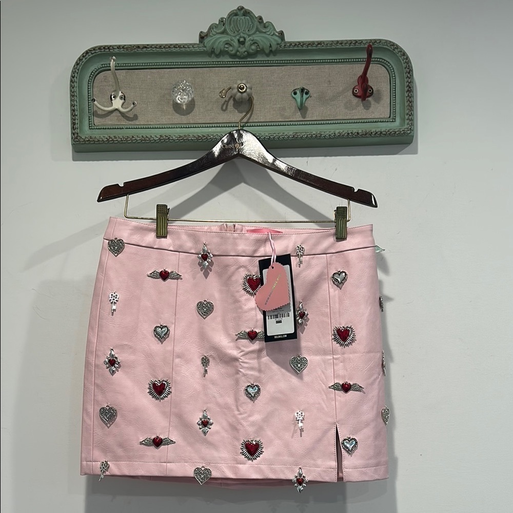 SUGAR THRILLZ Pink faux leather metal Heart charm Embellished Skirt size large